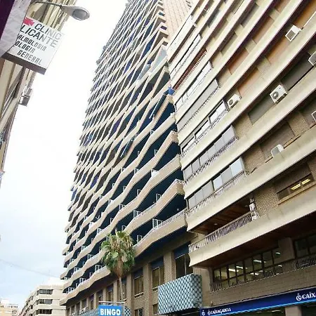 Beferent Riscal 3 Centro アパート